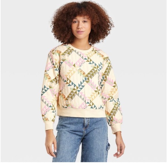 Women's size Large Quilted Pullover Sweatshirt - Universal Thread - Picture 2 of 5